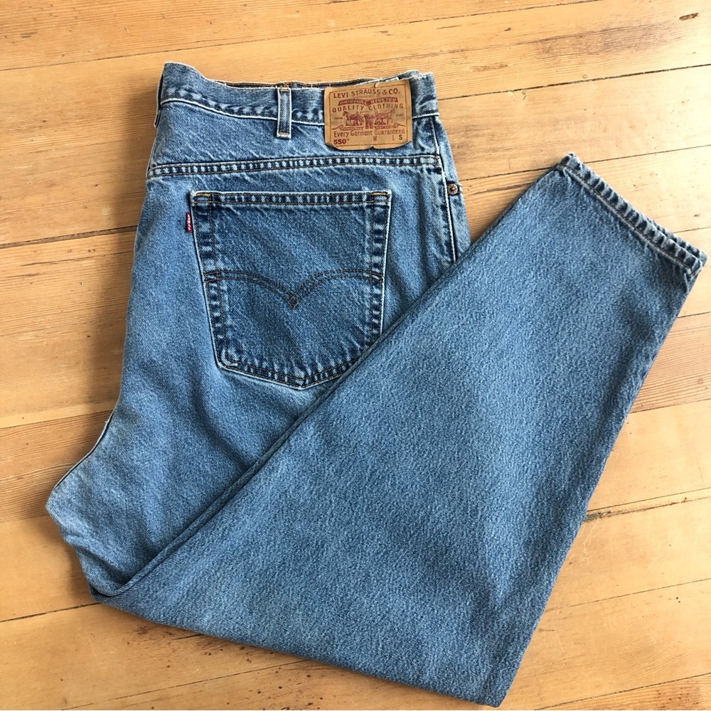 Levi’s VTG 550 High Rise Mom Jean Relaxed Fit Tapered Jean Women's Size 22